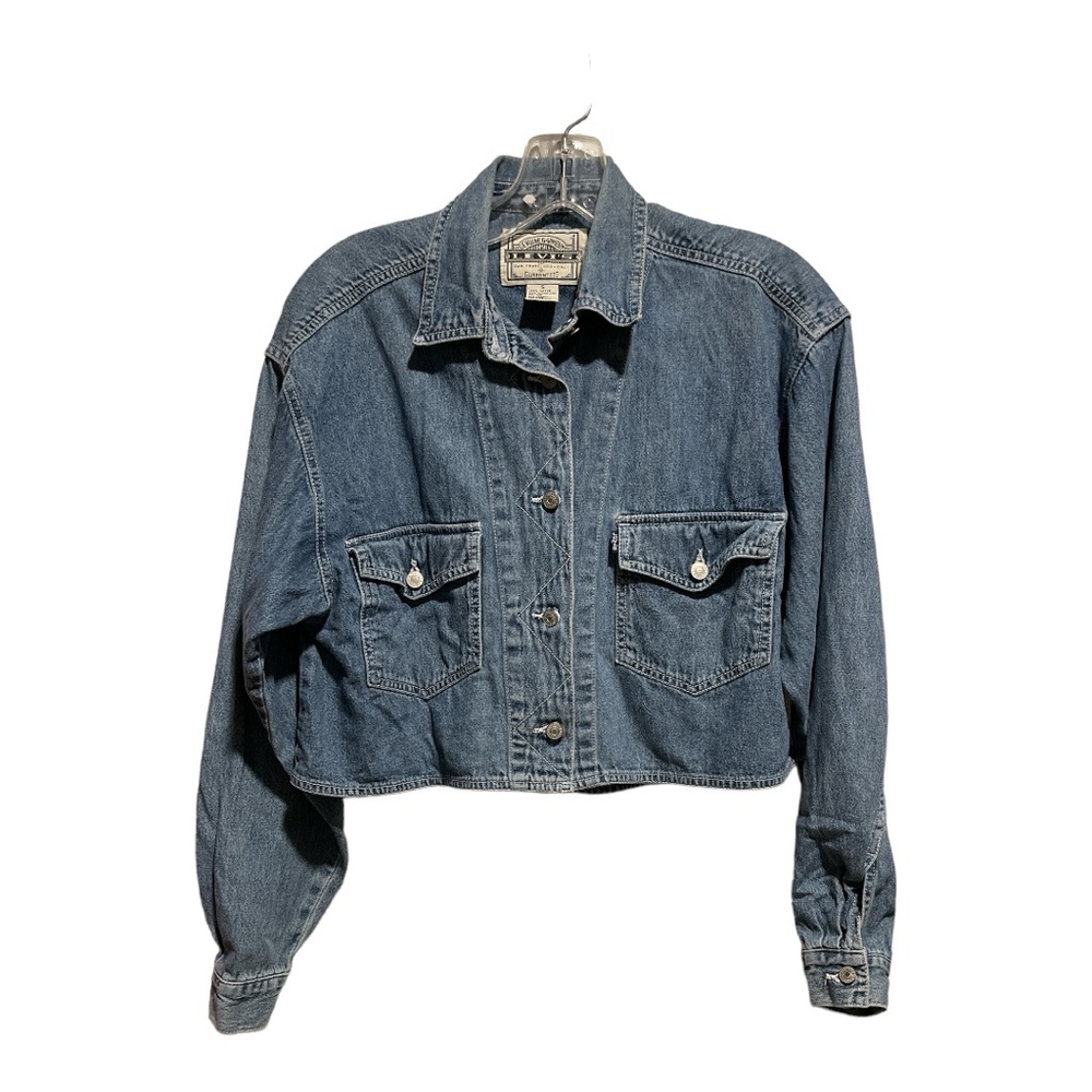 Levi’s Cropped top